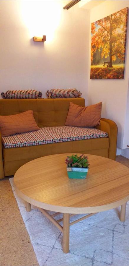 Alter Werkstatt Apartment Junkerath ภายนอก รูปภาพ